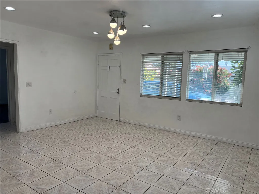 7014 Conejo, San Bernardino, California 92404 home-pic-6