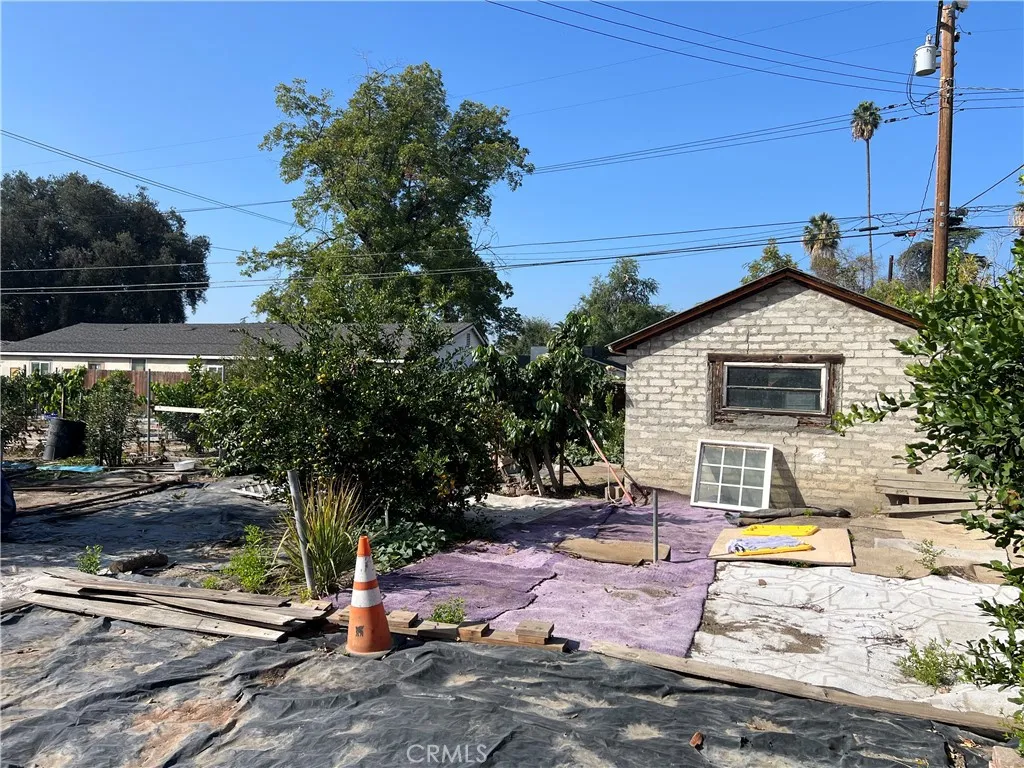 7014 Conejo, San Bernardino, California 92404 home-pic-20