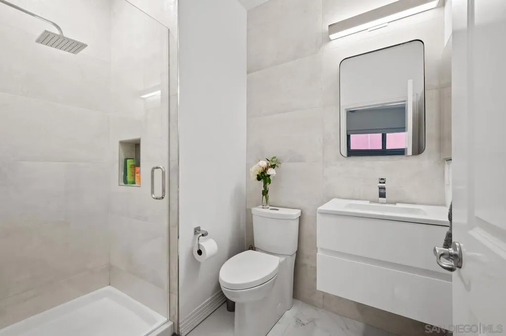 465 S Cleveland St 103, Oceanside, California 92054 home-pic-10