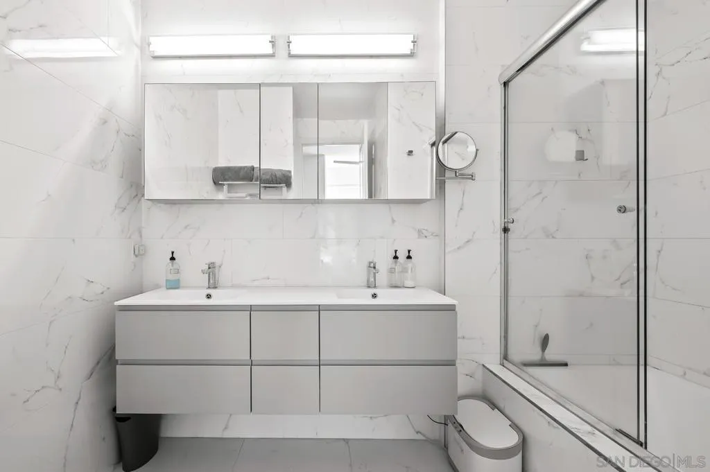 465 S Cleveland St 103, Oceanside, California 92054 home-pic-19