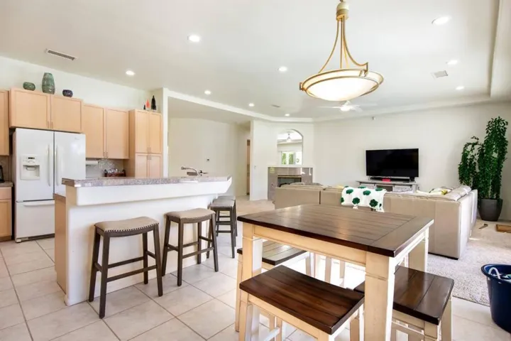 20240802224420368267000000-o