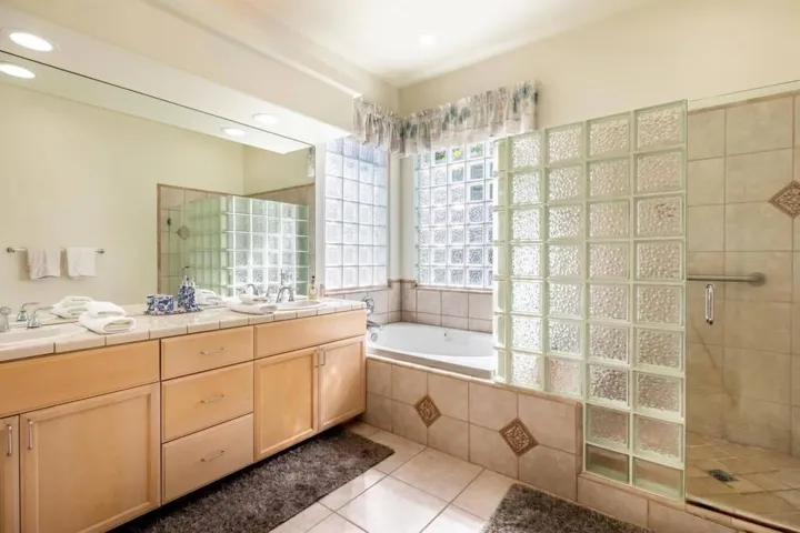 20240802224425798551000000-o