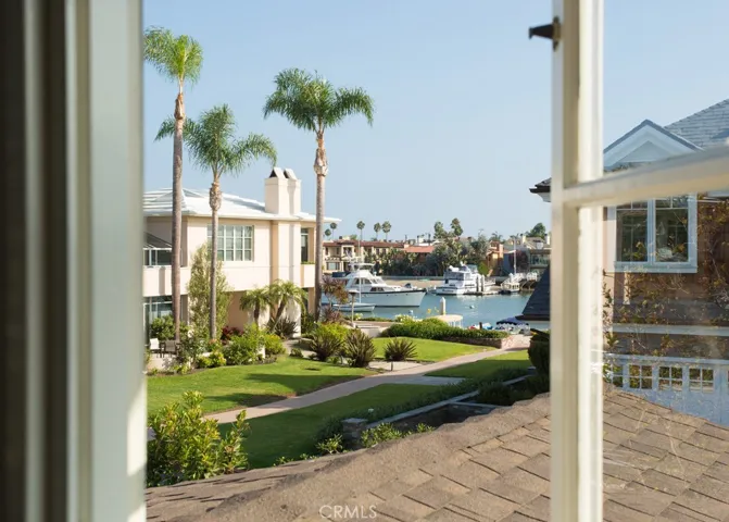 61 Beacon Bay, Newport Beach, California 92660