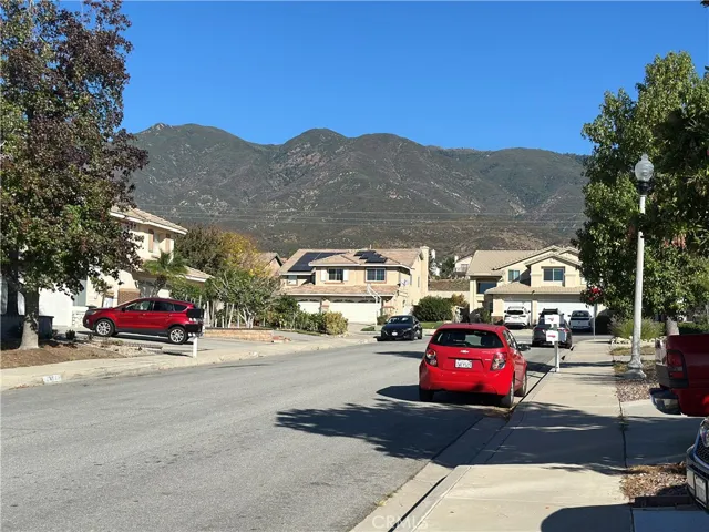 Street View   north side