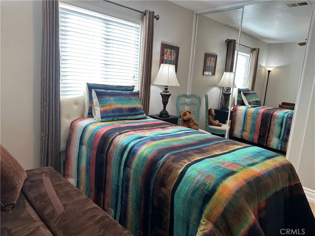  bedroom four  curtain and mini blinds  mirror sliding  doors
