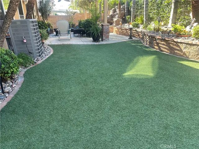  artificial turf grass front view