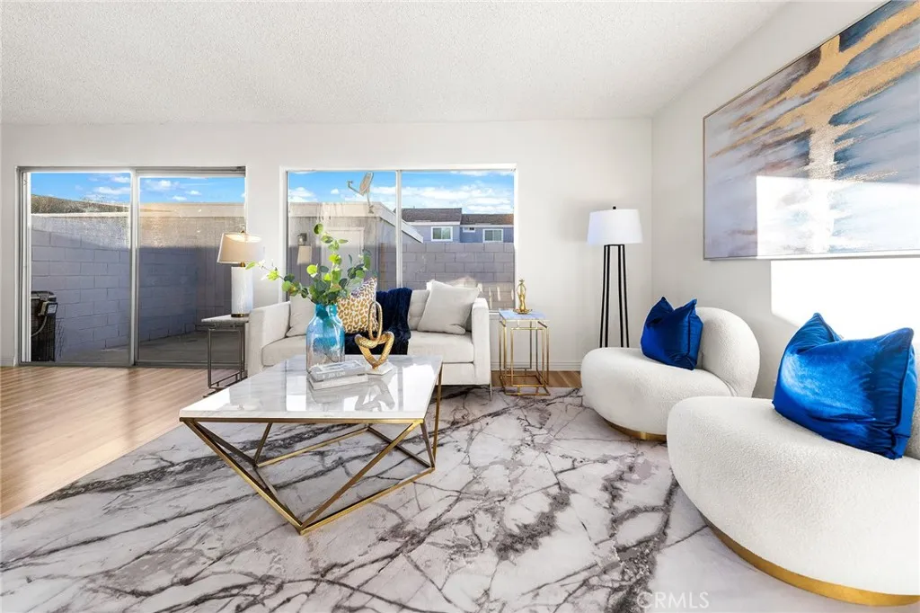 1044 Canyon Spring, Diamond Bar, California 91765 home-pic-8