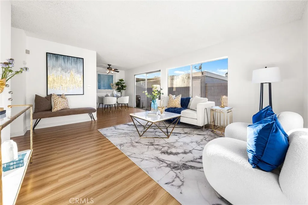 1044 Canyon Spring, Diamond Bar, California 91765 home-pic-7