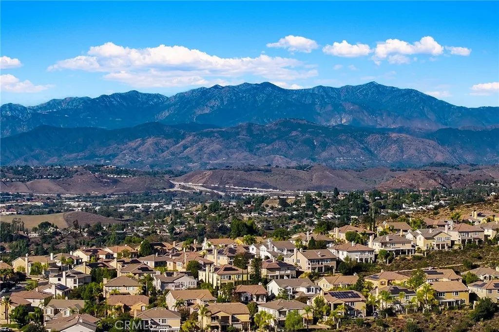 1044 Canyon Spring, Diamond Bar, California 91765 home-pic-40
