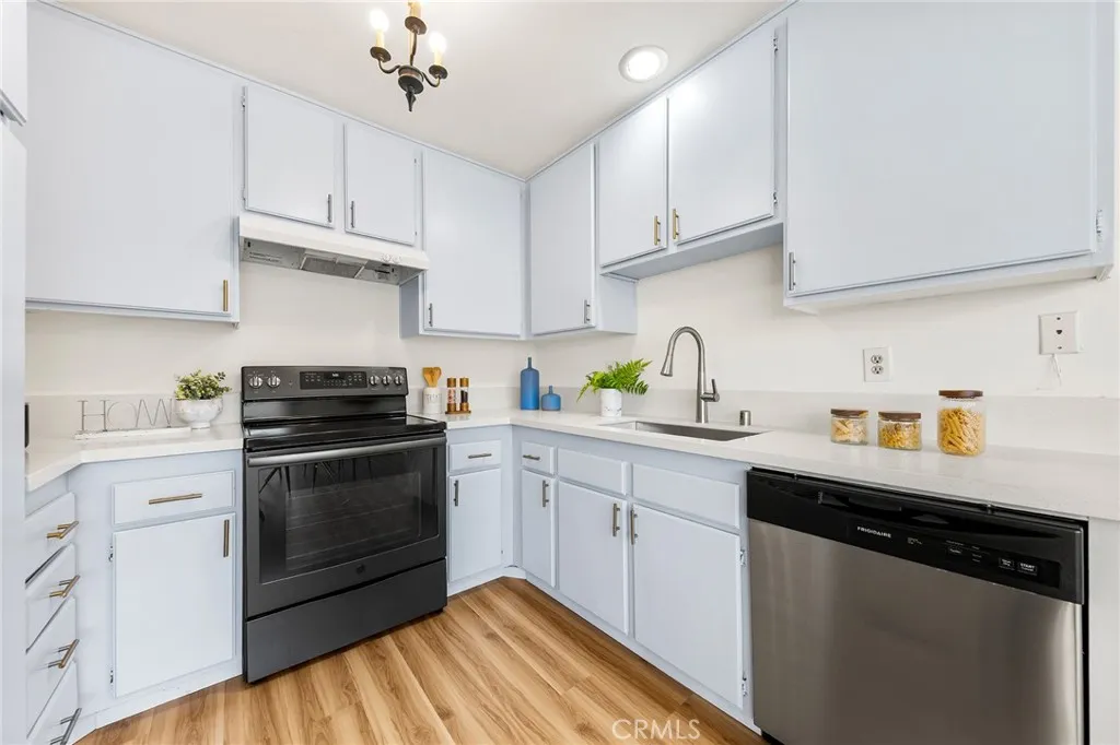 1044 Canyon Spring, Diamond Bar, California 91765 home-pic-15