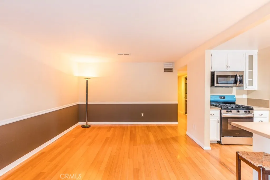 23132 Posada, Valencia, California 91354 home-pic-14