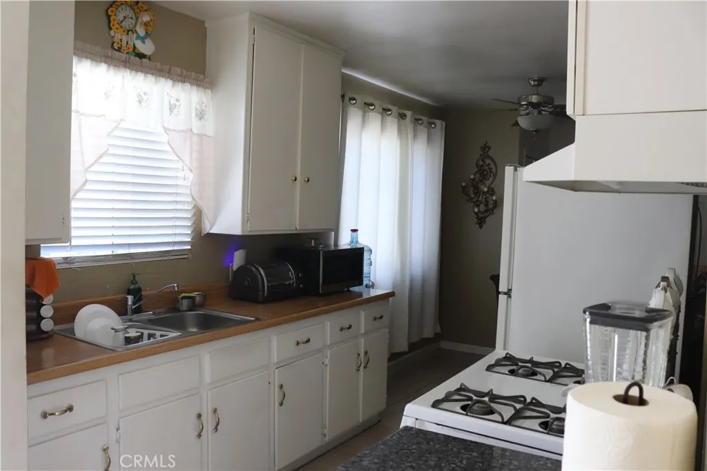 1971 7th, Riverside, California 92507 home-pic-25