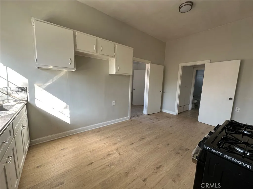 1971 7th, Riverside, California 92507 home-pic-13