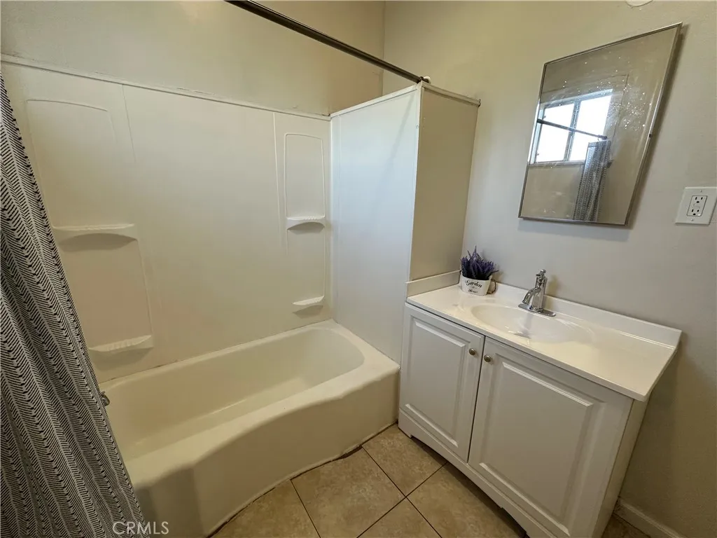 1971 7th, Riverside, California 92507 home-pic-18