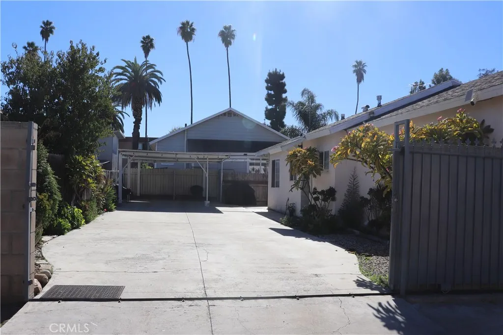 1971 7th, Riverside, California 92507 home-pic-20
