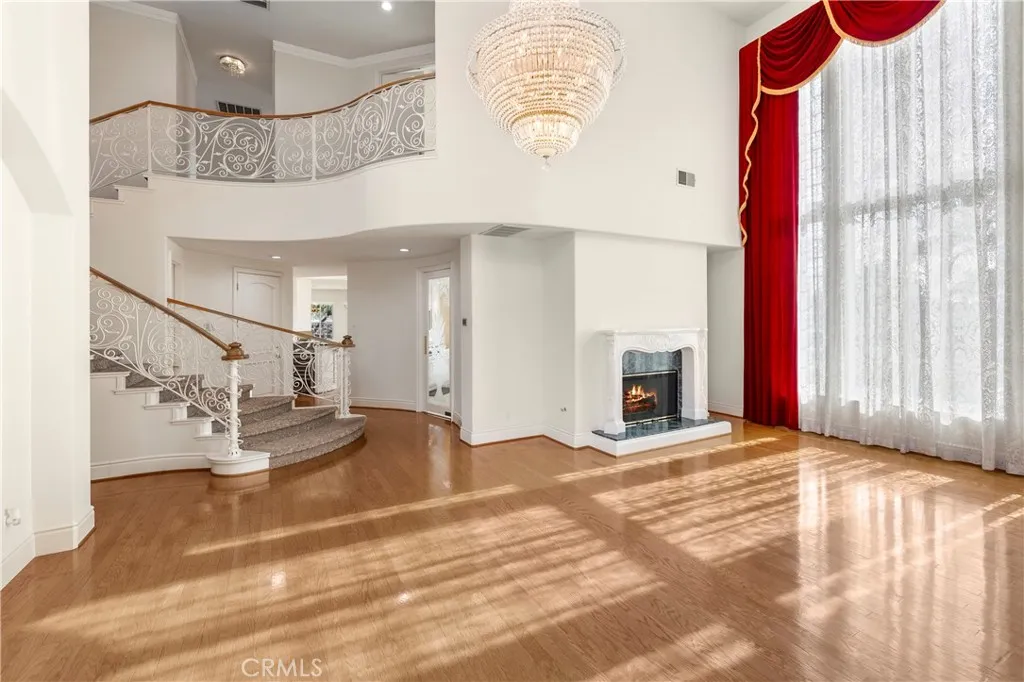 10052 Sycamore Circle, Villa Park, California 92861 home-pic-8