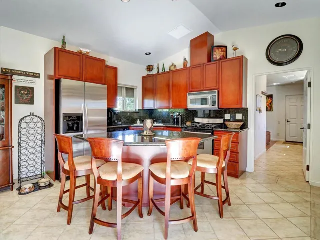 10-86113 Sonoma Creek Road-10