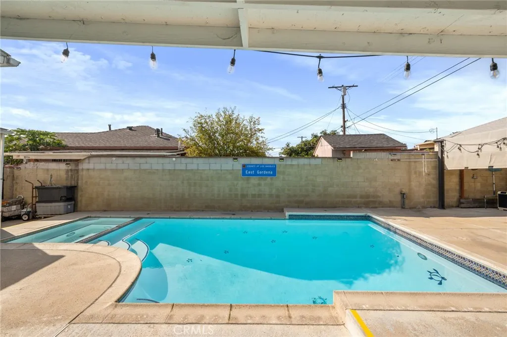 749 W 147th Street, Gardena, California 90247 home-pic-30