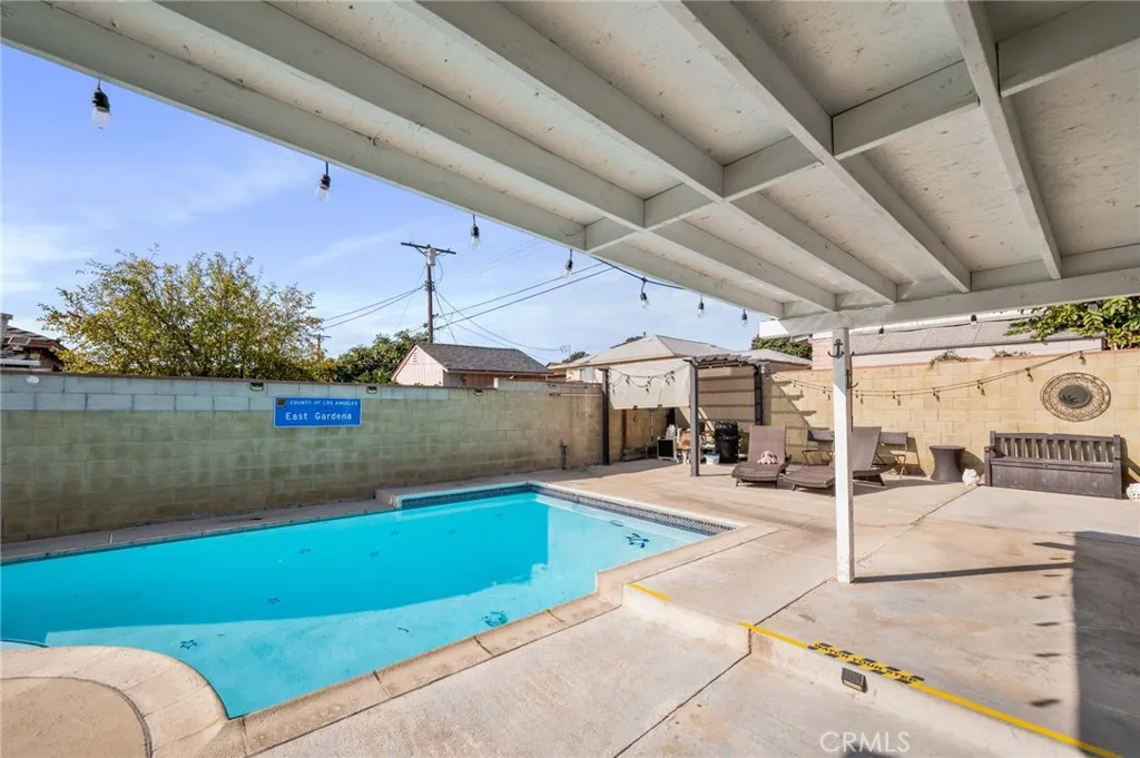 749 W 147th Street, Gardena, California 90247 home-pic-33