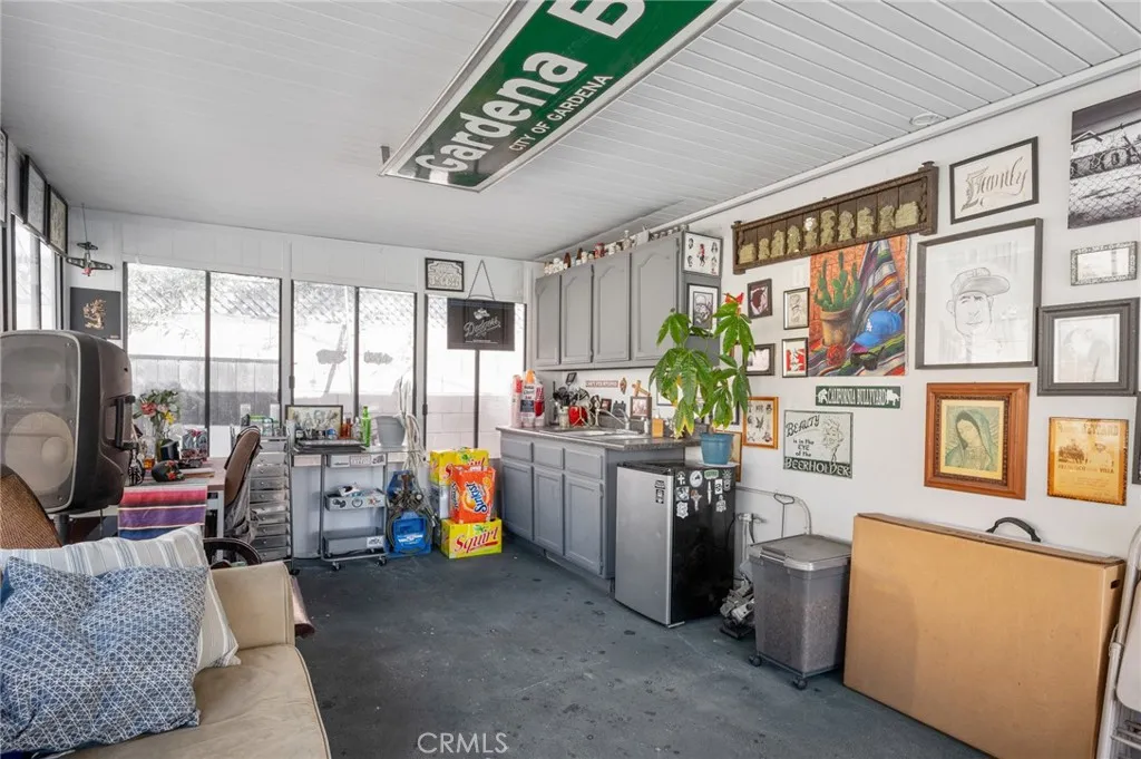 749 W 147th Street, Gardena, California 90247 home-pic-28