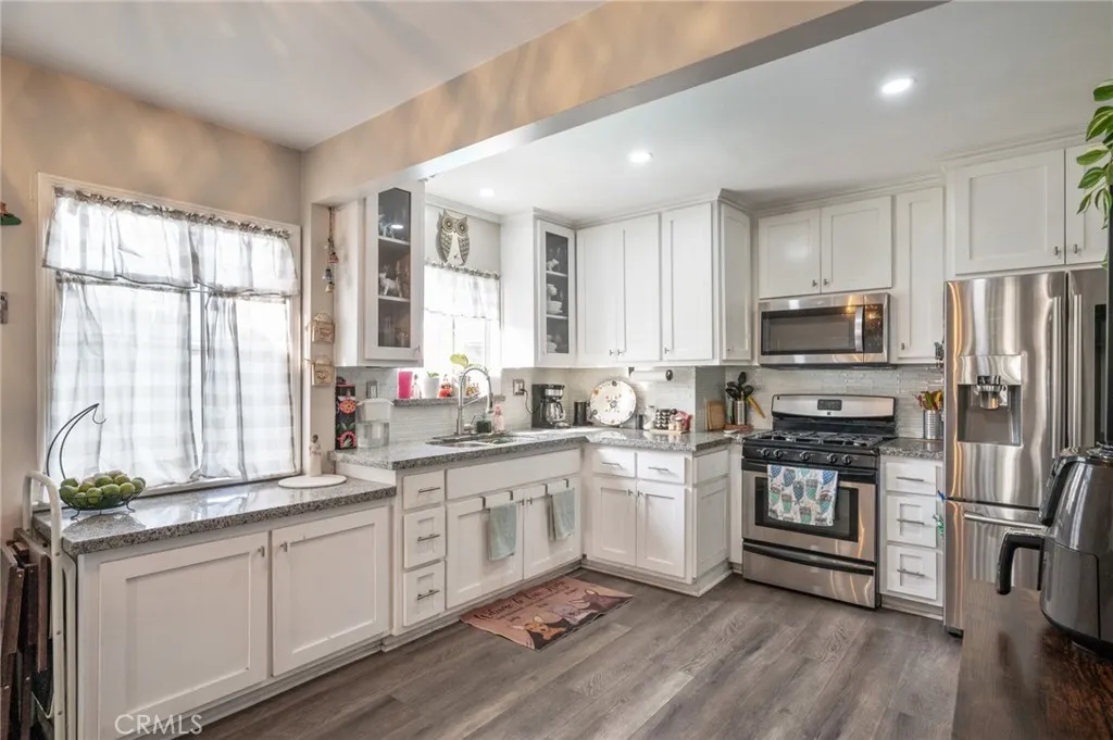 749 W 147th Street, Gardena, California 90247 home-pic-10