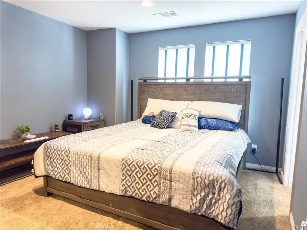 14124 W Pine Lane, Van Nuys, California 91405 home-pic-11