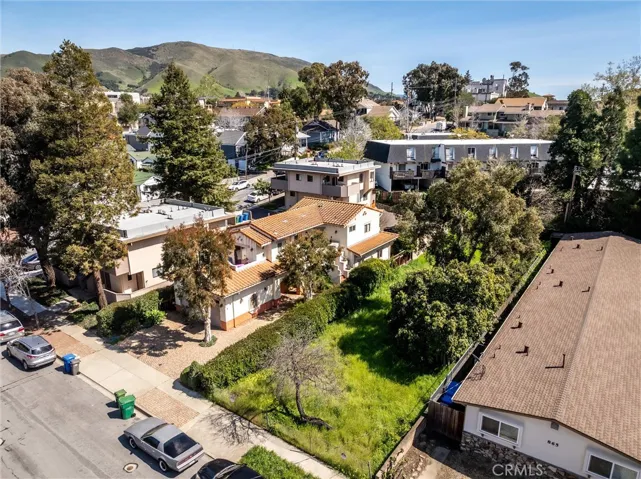 879 Walnut Street, San Luis Obispo, California 93401