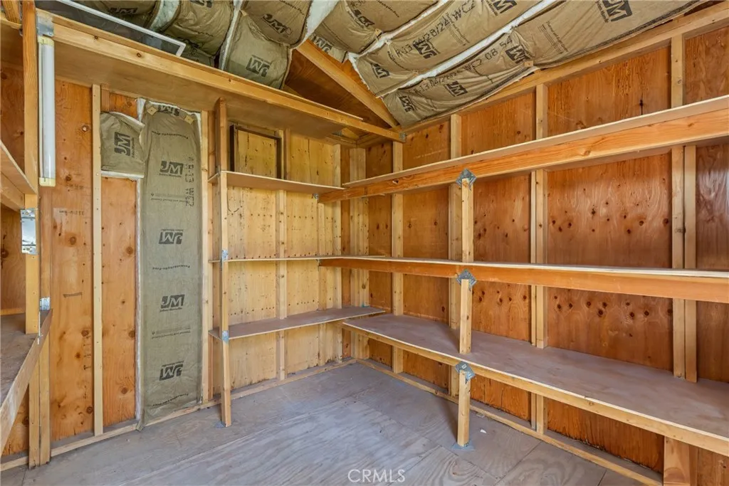 1724 S Fairfax, Los Angeles, California 90019 home-pic-21