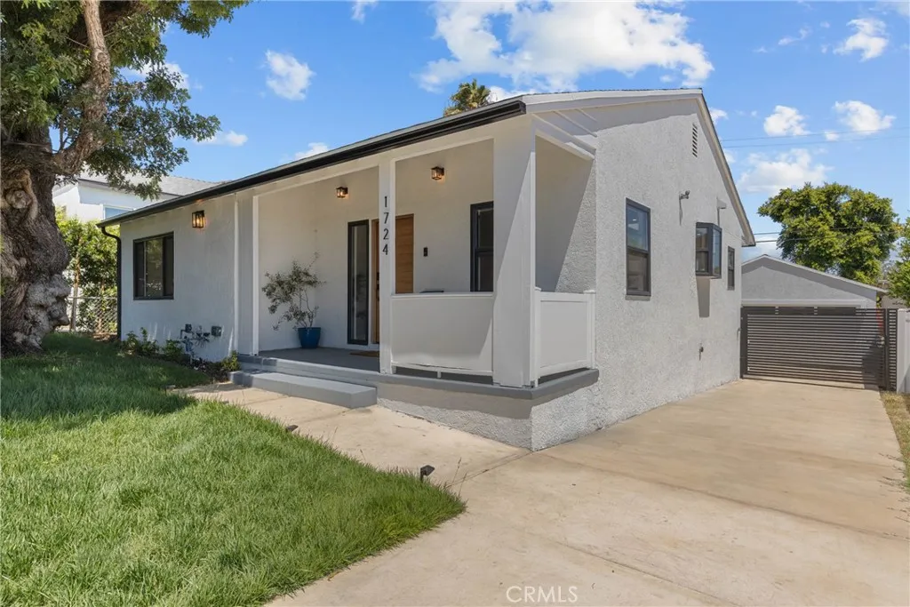 1724 S Fairfax, Los Angeles, California 90019 home-pic-1