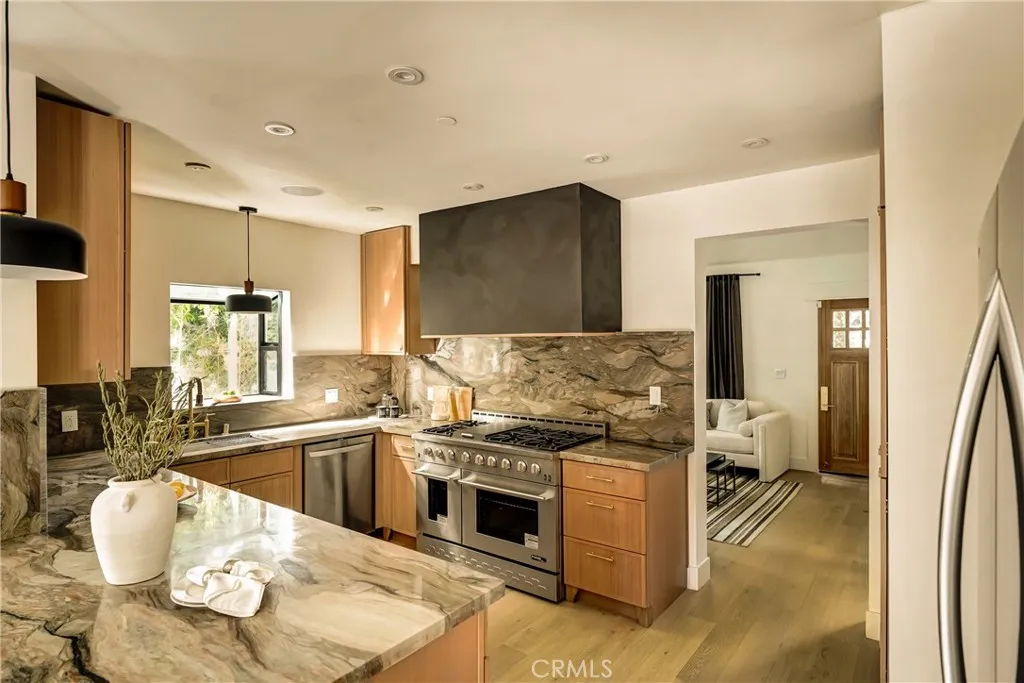 636 Bay, Santa Monica, California 90405 home-pic-13