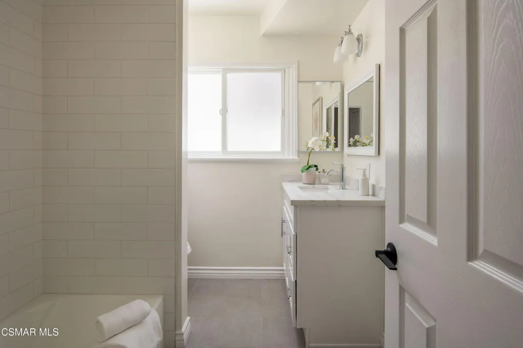 2120 Palos Verdes Drive W, Palos Verdes Estates, California 90274 home-pic-22