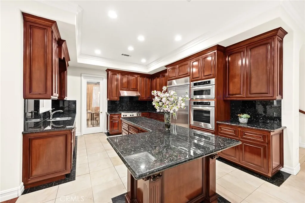 2832 Oak Knoll Drive, Diamond Bar, California 91765 home-pic-14