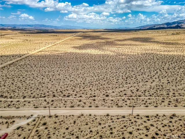 140 Mantonya Road, 29 Palms, California 92277