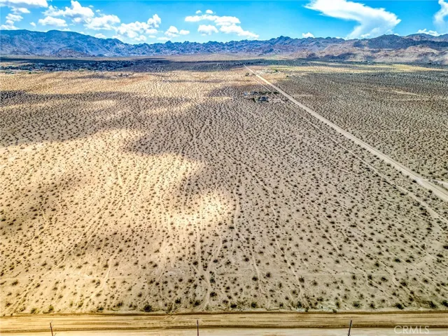 140 Mantonya Road, 29 Palms, California 92277