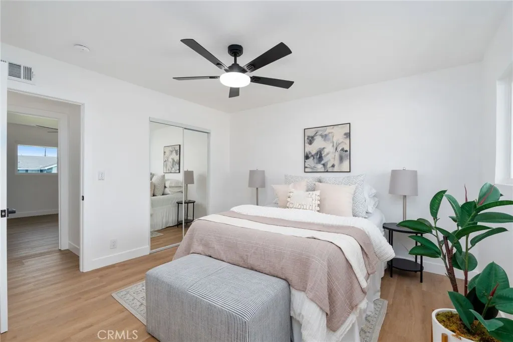 2076 N Diamond, Orange, California 92867 home-pic-19