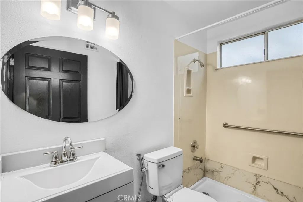 41509 51st W, Quartz Hill, California 93536 home-pic-18