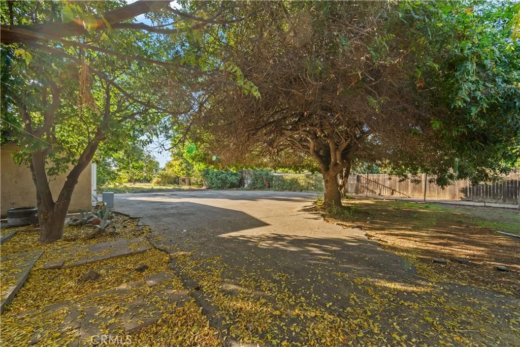 277 N Myrtle, Pomona, California 91768 home-pic-46