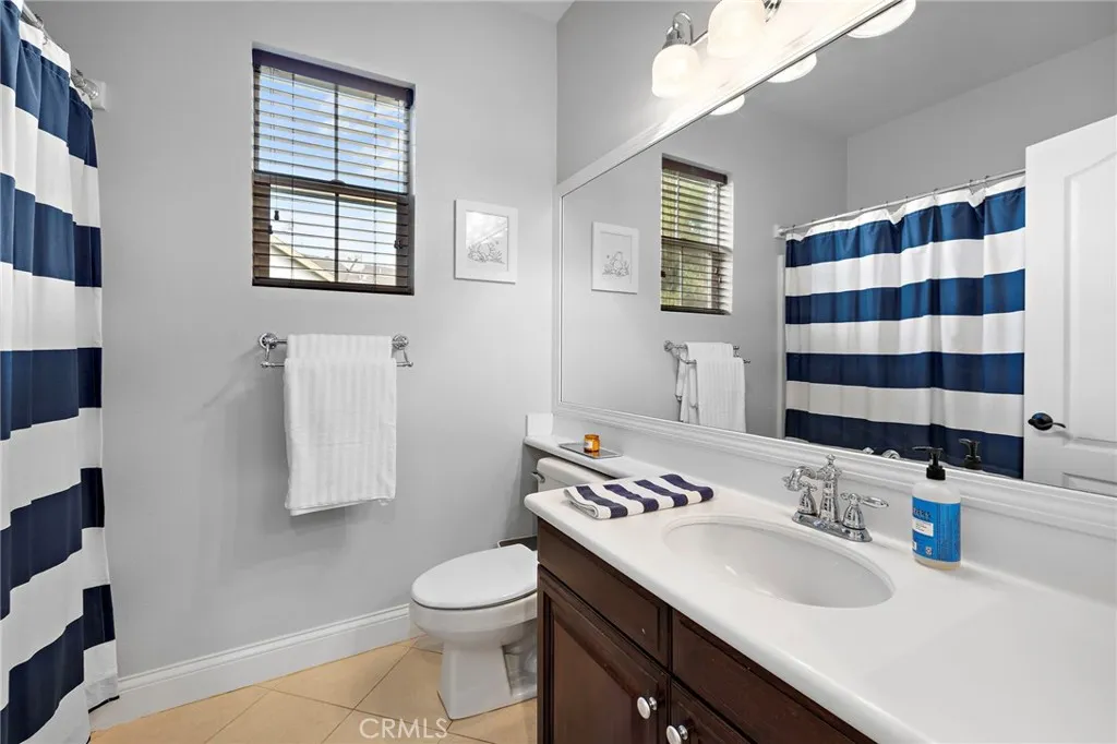 1 Queensbury, Ladera Ranch, California 92694 home-pic-25