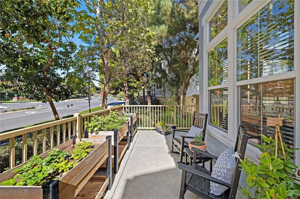 1 Queensbury, Ladera Ranch, California 92694 home-pic-34