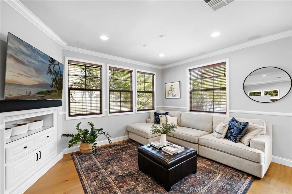 1 Queensbury, Ladera Ranch, California 92694 home-pic-16