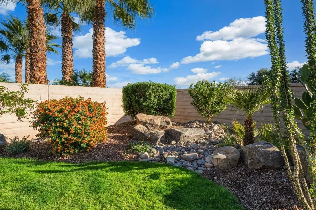 81585 Corte Valdemoro, Indio, California 92203 home-pic-32
