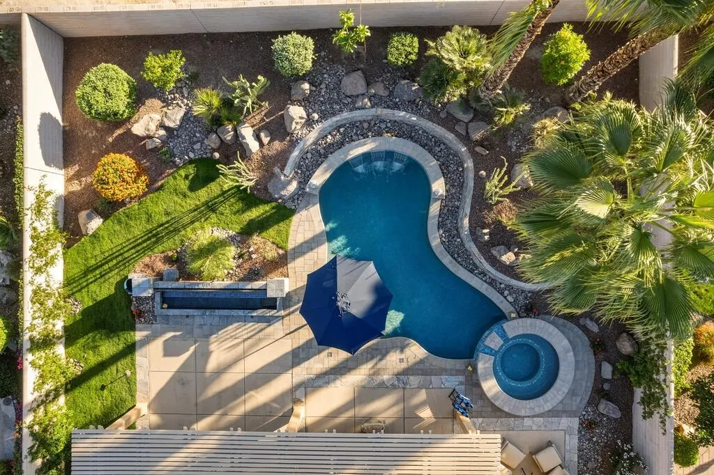 81585 Corte Valdemoro, Indio, California 92203 home-pic-2