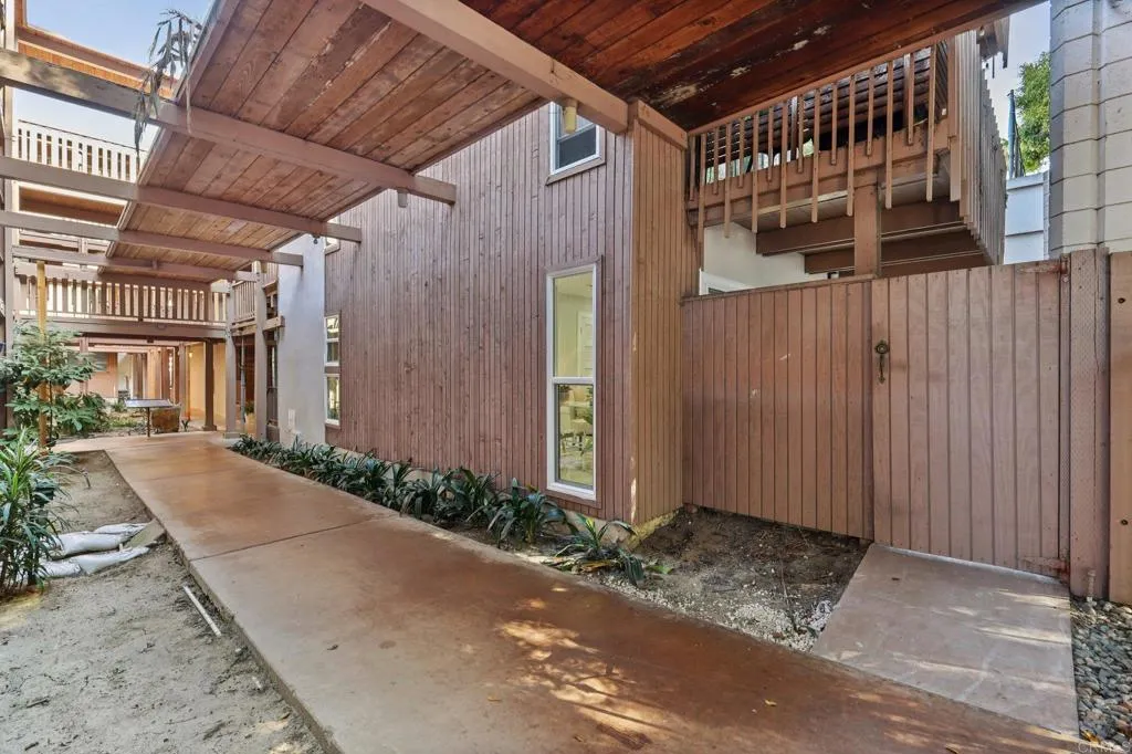 2600 Torrey Pines Road A13, La Jolla, California 92037 home-pic-41