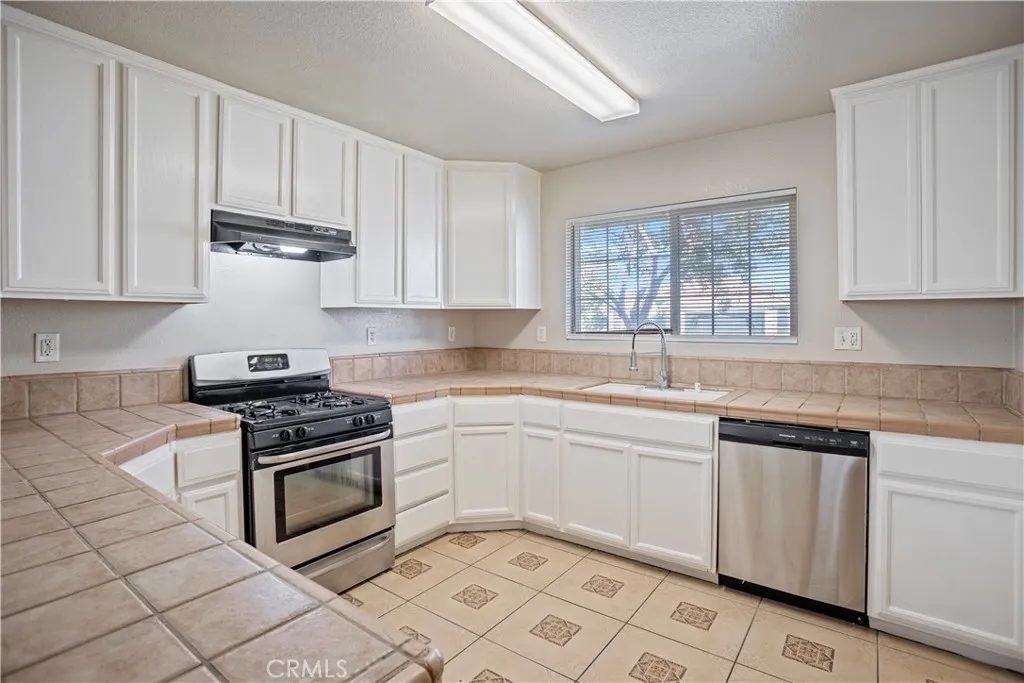 2139 W Chesler, Merced, California 95348 home-pic-4