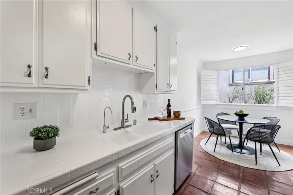 947 16th Street 5, Santa Monica, California 90403 home-pic-7