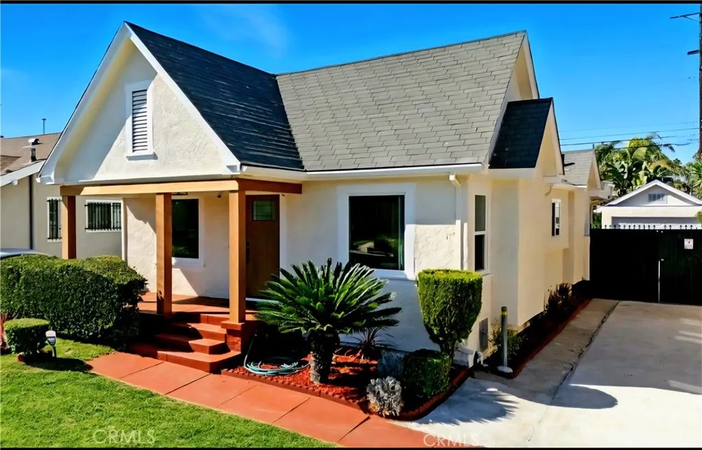 3741 W 58th Place, Los Angeles, California 90043 home-pic-0
