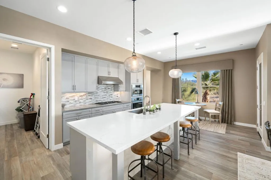 603 Retreat Circle, Palm Desert, California 92260 home-pic-18