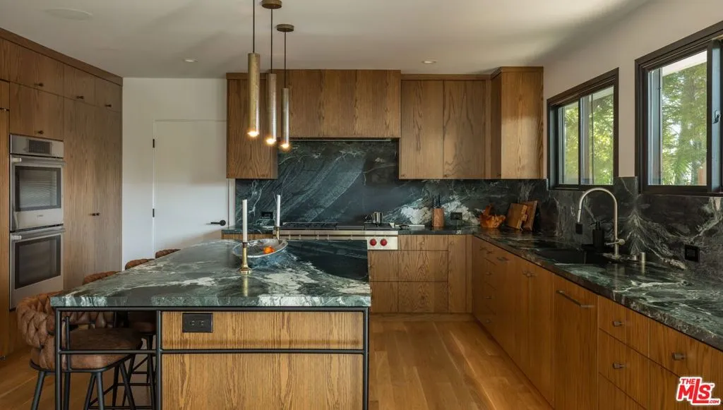 1345 Casiano Road, Los Angeles, California 90049 home-pic-9