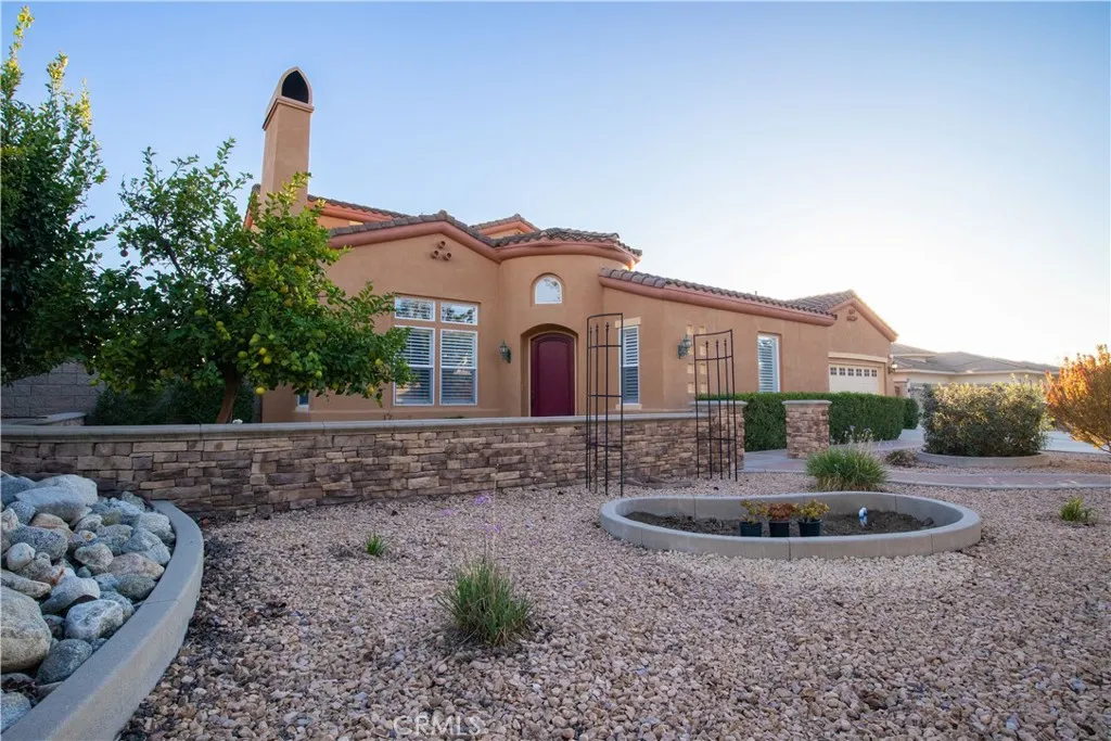 750 Charleston Drive, Claremont, California 91711 home-pic-3