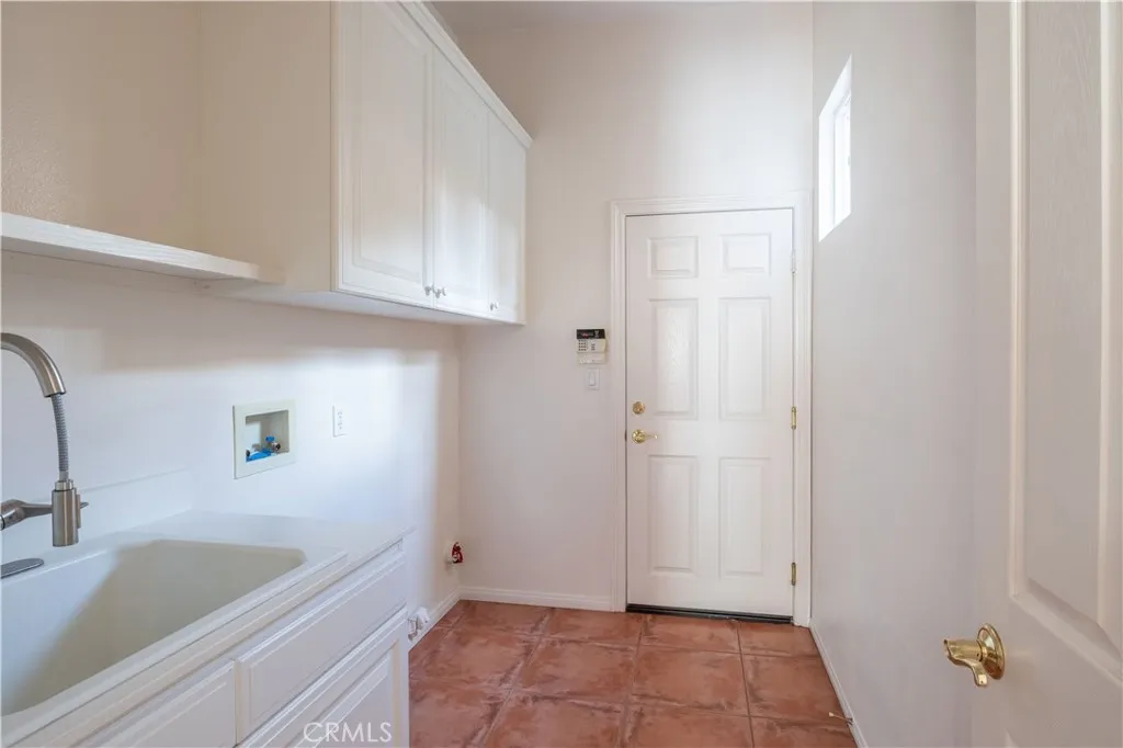 750 Charleston Drive, Claremont, California 91711 home-pic-19